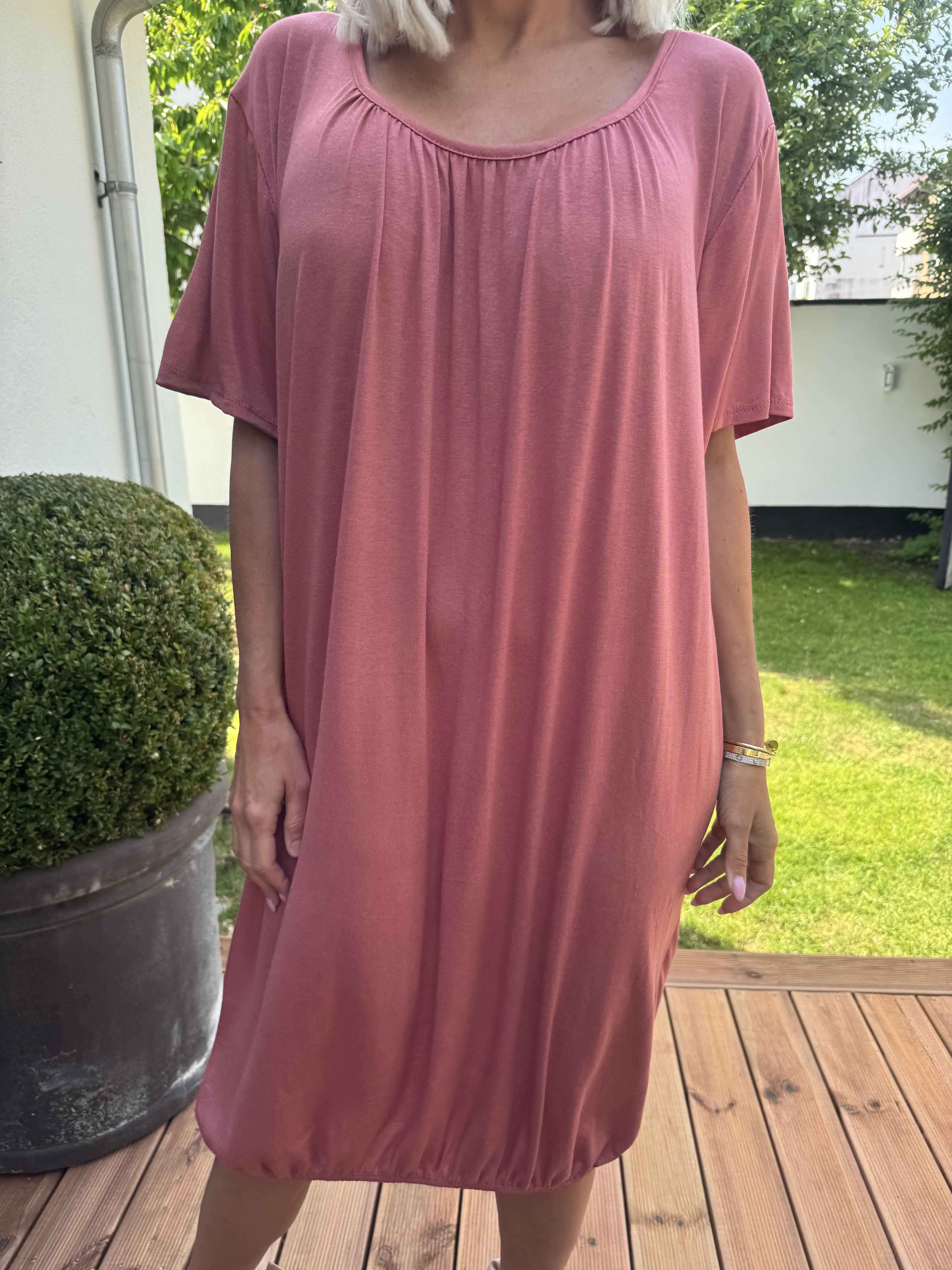 Miracle Dress - Basic klänning i viskos med resår nedtill